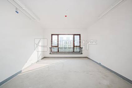 北京泰禾西府大院4室2厅172平低楼层/共18层