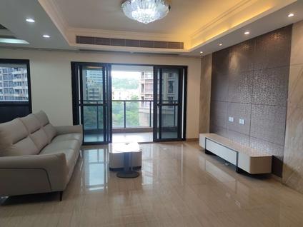 北京吉大御景山3室2厅146.98平低楼层/共35层