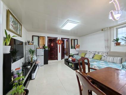 成都中央花园(二期)4室2厅159.3平低楼层/共6层