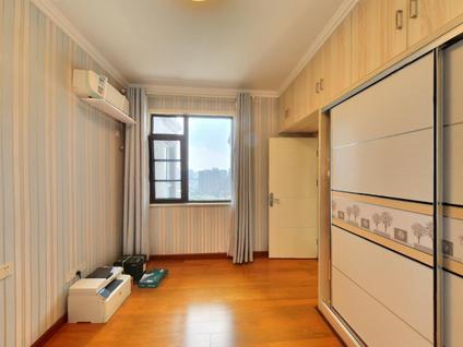 武汉金湖湾2室2厅89.05平高楼层/共33层