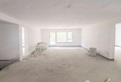 沈阳信达万科城3室2厅139平低楼层/共6层