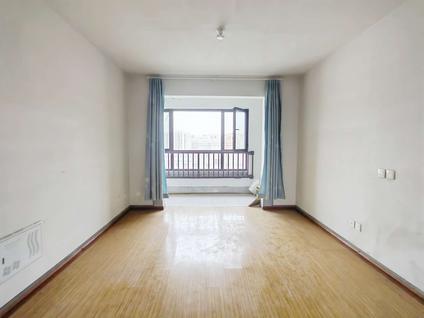 北京世茂云锦3室2厅109.86平高楼层/共16层