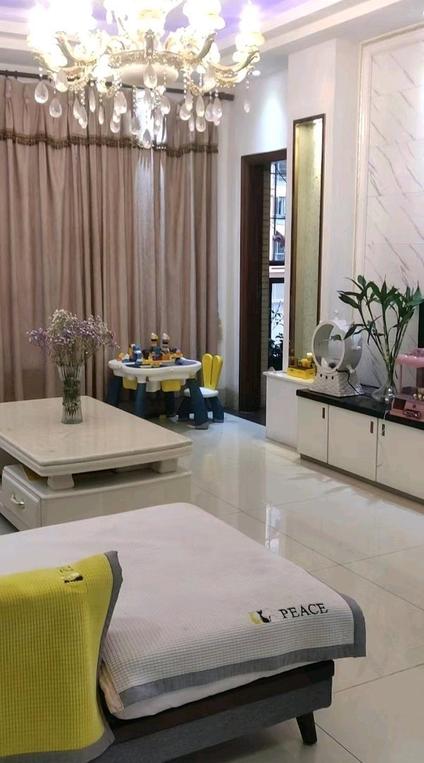 江门明珠花园3室2厅117平高楼层/共3层