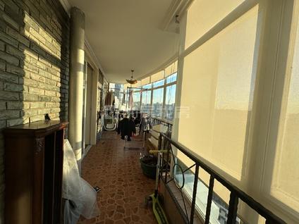 北京万豪国际公寓3室2厅189平中楼层/共27层