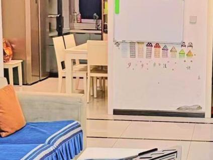 北京凯旋家园3室2厅110平低楼层/共17层