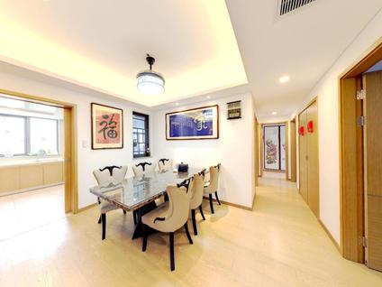 株洲晋合湘水湾(四期)4室2厅211.3平中楼层/共30层