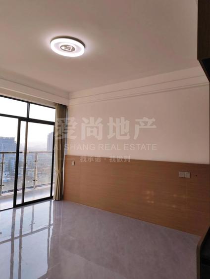 北京嘉福花园4室2厅125平高楼层/共17层