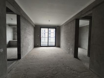 北京绿城春风江南3室2厅102平高楼层/共14层