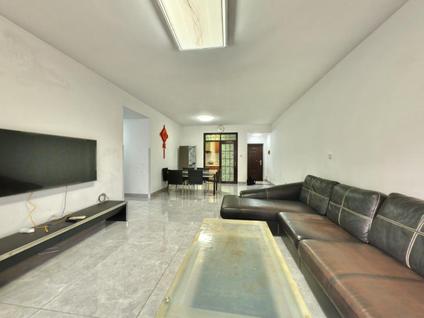 北京华荣府3室2厅122.22平低楼层/共23层