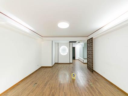 无锡融科玖玖城(北区）4室2厅323平低楼层/共6层