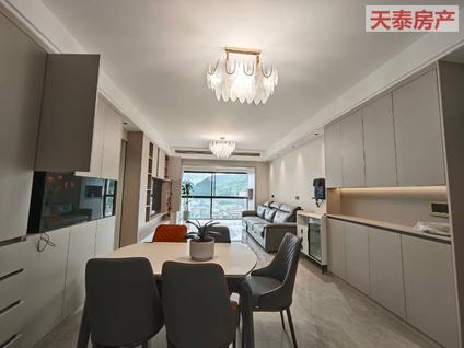 北京中华春天4室2厅132平中楼层/共28层