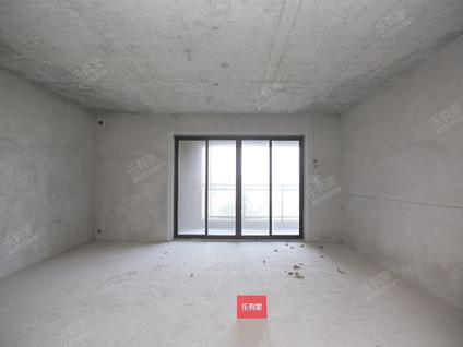 江门美的公园天下4室2厅139.36平低楼层/共31层