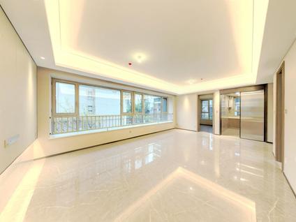 西安阳光城蔷薇溪谷(C4区)4室2厅144.57平低楼层/共25层