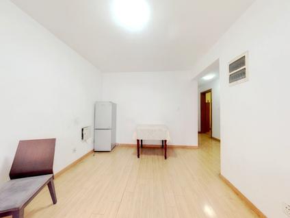 北京燕江新城江山苑2室1厅74.85平低楼层/共32层