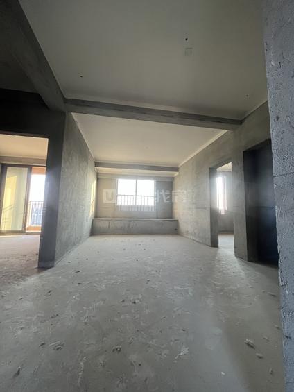 北京城投蓝城蘭园4室2厅213平中楼层/共5层