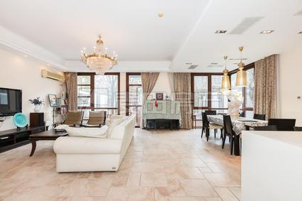 北京香山清琴麓苑4室3厅360.5平低楼层/共1层