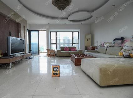 珠海世航诺瑞比丽4室2厅197平高楼层/共28层