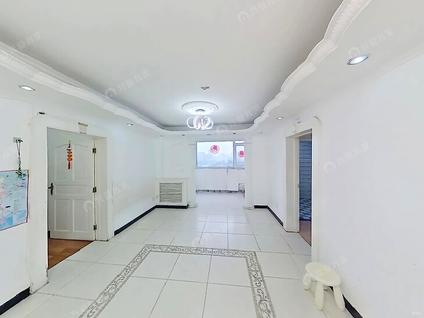 北京农展南里社区4室1厅124.93平中楼层/共21层