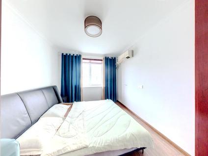 北京长新公寓(北区)4室2厅103平高楼层/共7层