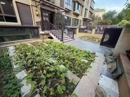 徐州中凯龙湖领墅5室2厅270平低楼层/共5层