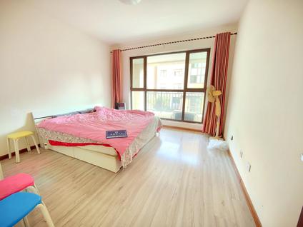 青岛碧海方舟3室2厅105平低楼层/共8层