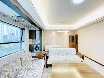 济南招商公园18723室1厅150.4平低楼层/共13层