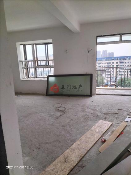 北京龙鼎大厦3室2厅107平低楼层/共30层