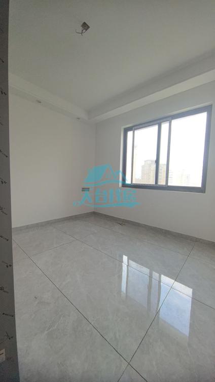 北京官塘蔡小区3室2厅118平高楼层/共24层