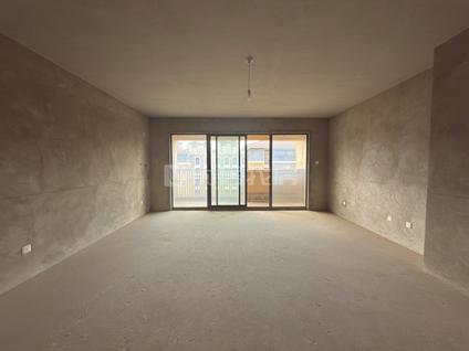 北京中洲阳光4室3厅204平低楼层/共26层