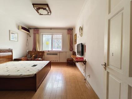 北京亢山佳园3室2厅137.57平低楼层/共5层