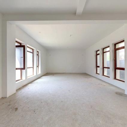 北京天意华苑6室3厅260.47平低楼层/共2层