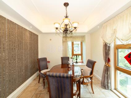 北京天泓山庄4室3厅225.28平中楼层/共7层