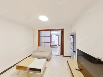 北京砂轮厂宿舍1室1厅52.64平低楼层/共7层