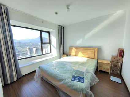 青岛华润国际海洋(智区二期)3室1厅116.82平高楼层/共18层