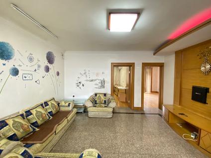 北京黄龙住宅区映翠组团3室2厅93平高楼层/共7层