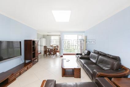 北京富力城(D区)3室2厅178平低楼层/共27层