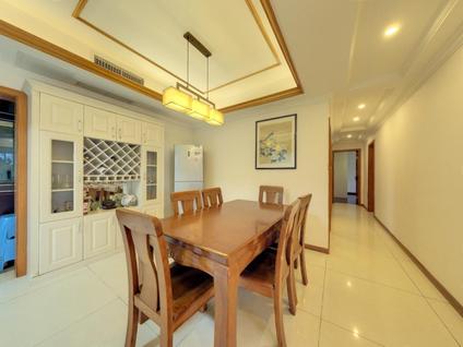 成都蓝光凯丽香江3室2厅134.37平高楼层/共42层