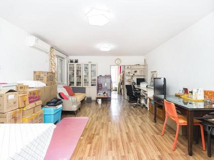 北京碧兴园1室1厅80.56平低楼层/共24层