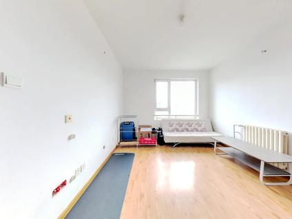 北京团结新城1室2厅74.13平低楼层/共28层