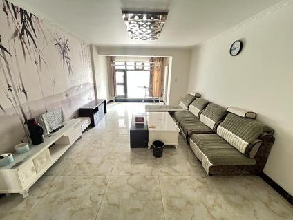 西宁金座呈璟3室2厅138平低楼层/共34层