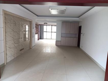 株洲佳兆业金域天下(西区二期)4室2厅139平低楼层/共33层