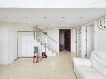 沈阳格林英郡4室3厅81平高楼层/共33层