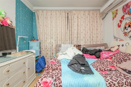 上海崂山四村1室1厅36.32平低楼层/共4层