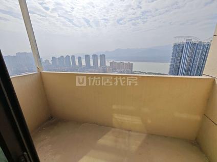宜昌东辰心语3室1厅94.8平高楼层/共33层