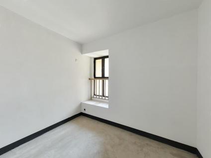 北京吾悦华府3室2厅105.27平高楼层/共33层