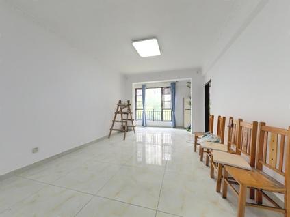 长沙东城港3室1厅105.88平低楼层/共30层