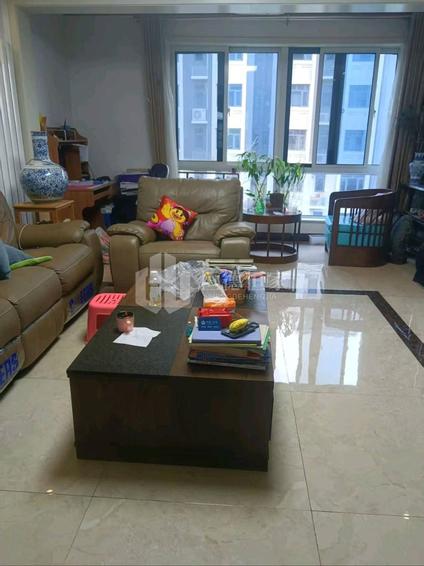 北京宏成御苑3室2厅138平中楼层/共6层