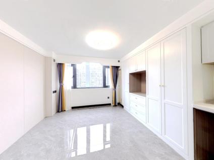 北京红星新天地2室2厅42平中楼层/共12层