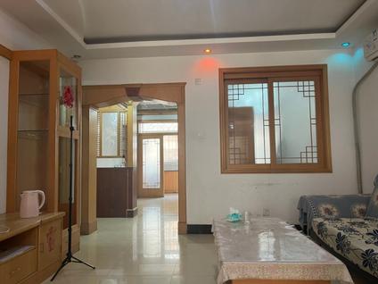 北京新平北路63号院3室1厅93平低楼层/共6层