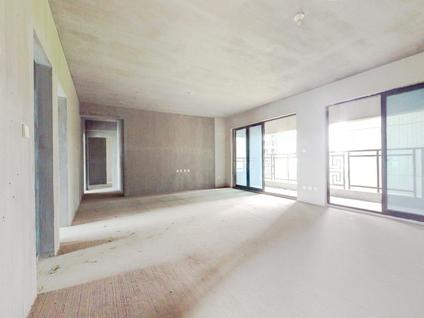 北京地王豪庭4室2厅142平低楼层/共31层